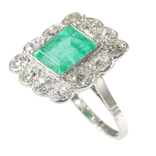 Bague 52 Grâce géométrique : une bague Art déco vintage avec émeraude et diamants 58 Facettes 24110-0131