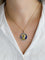 Pendentif VERNON Médaille Art Nouveau émail plique-à-jour or jaune diamants 58 Facettes 1153.9