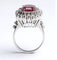 Bague Bague avec rubis non chauffé et diamants. 58 Facettes