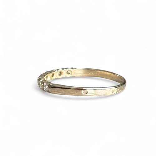 Bague 58 Demi-alliance sertie de diamants ronds brillants en or jaune 18 carats 58 Facettes 361
