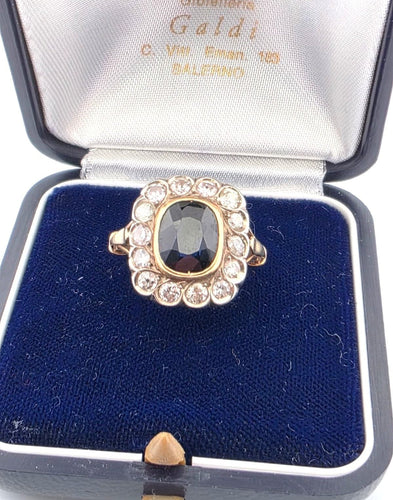 Bague 49 Bague en or jaune 18 carats 2028 C avec saphir central et diamants environnants 58 Facettes