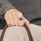 Bague 51,5 Bague platine, onyx et diamant 58 Facettes BLO0120