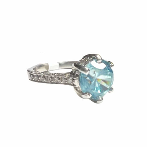 Bague 54.5 Bague en or 18 carats avec zircon et diamants 58 Facettes A2587
