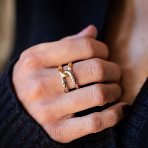Bague 56.5 CARTIER - Bague "Puzzle" - or jaune et or blanc 58 Facettes