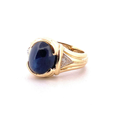 Bague 65 Chevalière homme en or jaune 18 carats saphir et diamants 58 Facettes