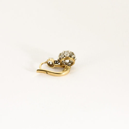 Boucles d'oreilles Boucles d'oreilles dormeuses en or jaune, platine, et diamants 58 Facettes B250448