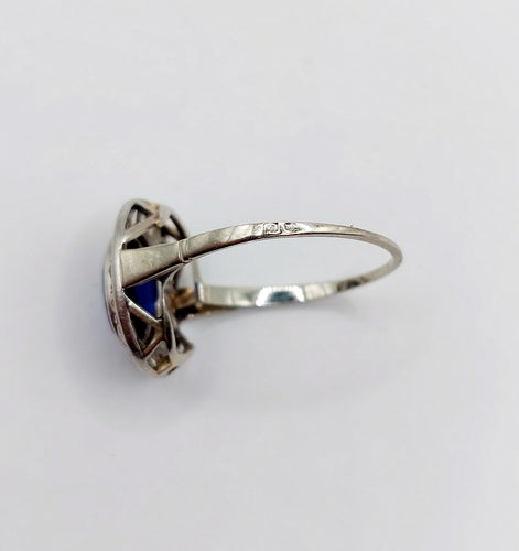 Bague 56 Bague pompadour or blanc et platine, saphir, diamants taille rose (circa 1910) 58 Facettes A04541