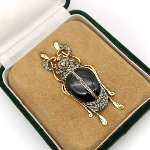 Broche Broche scarabée édouardienne en or 18 carats et argent sterling avec diamants taille rose, onyx et rubis 58 Facettes