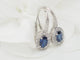 Boucles d'oreilles Boucles d'oreilles dormeuses en or blanc, saphir et diamants 58 Facettes 7313