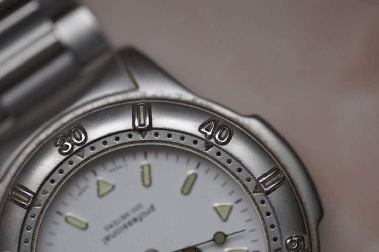 Montre TAG Heuer Professional Série 2000 WF1112-0 58 Facettes