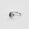 Bague 53 Bague Marguerite or gris, saphir et diamants 58 Facettes GAP14742