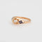 Bague Bague en diamant victorienne des années 1880 avec trèfle à quatre feuilles en émail or rose 14 carats Taille 7 Antique 58 Facettes G13424