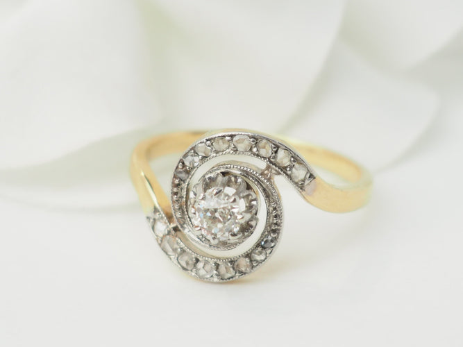 Bague 54.5 Bague tourbillon en or bicolore et diamants 58 Facettes 33317