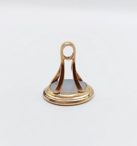 Pendentif Pendentif sceau antique en or rose 14k et agate blanche 58 Facettes A06677