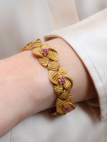 Bracelet Bracelet vintage fleur or amati et rubis 58 Facettes J338