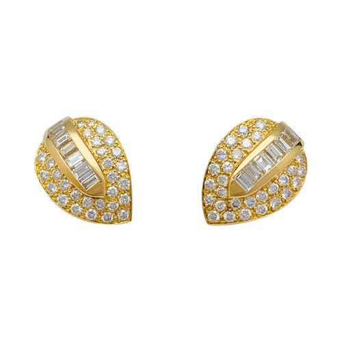 Boucles d'oreilles Boucles d'oreilles "Feuilles" en or jaune et diamants. 58 Facettes 34088