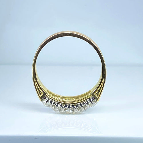 Bague 55 Bague jonc en or jaune 18 carats sertie de 5 diamants, vers 1900 58 Facettes AB512