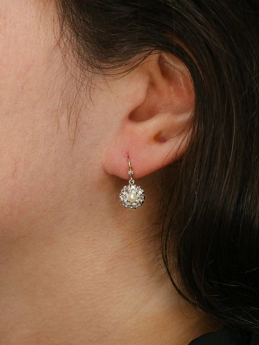Boucles d'oreilles dormeuses anciennes perles diamants taille rose 58 Facettes J538