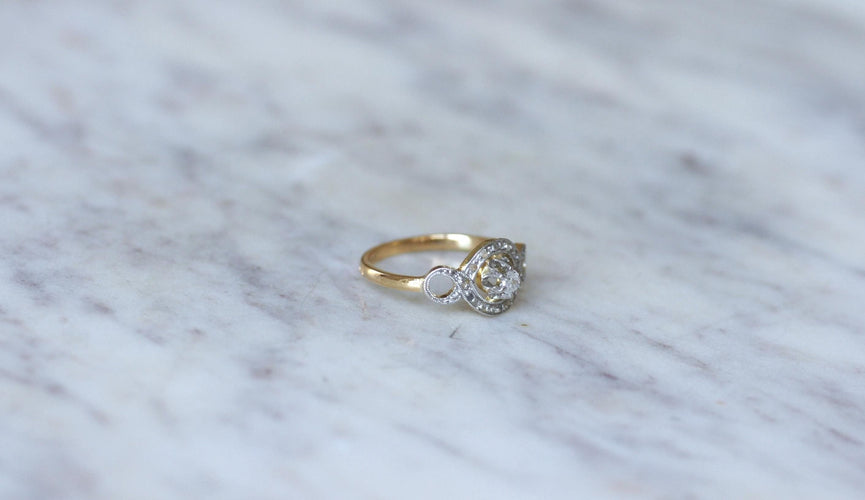 Bague 57 Bague Belle Epoque Infini Diamants sur Or jaune et Platine 58 Facettes