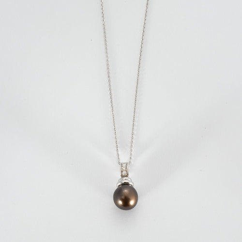 Pendentif pendentif or blanc perle grise diamants 58 Facettes M8643