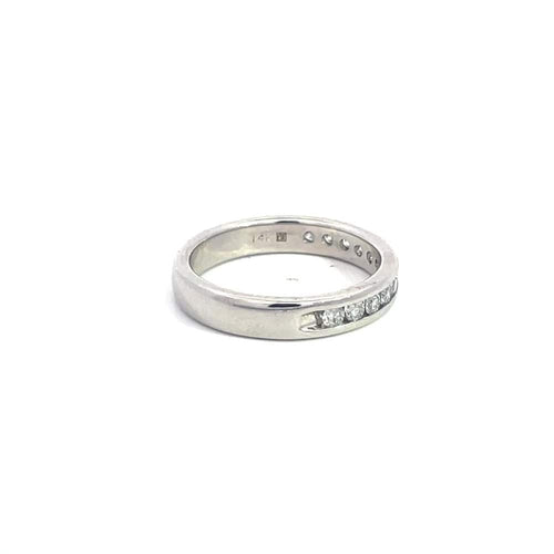 Bague Bague demi-éternité en or blanc et diamants 58 Facettes UN0138
