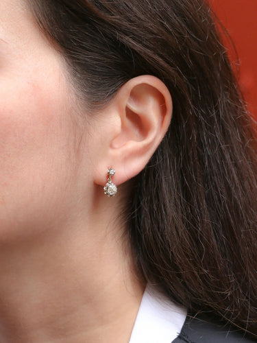 Boucles d'oreilles Dormeuses en or et diamants taille ancienne 1.5 ct 58 Facettes J90