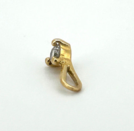 Pendentif Pendentif or 18kt avec un diamant de 0.50cts poids total 0.38 grammes 58 Facettes 461