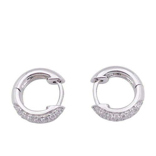 Boucles d'oreilles Créoles or blanc et diamants. 58 Facettes 33864