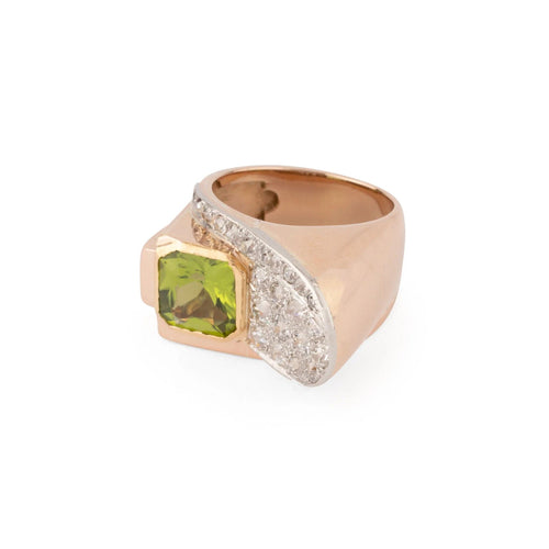 Bague 55 Bague tank or rose et platine en diamant et péridot 58 Facettes 1