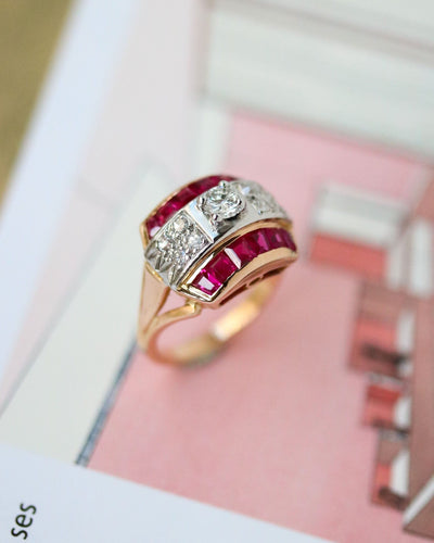 Bague 47 Bague Dôme Or Rose Diamants et Calibrés de Rubis Verneuil 58 Facettes A11310