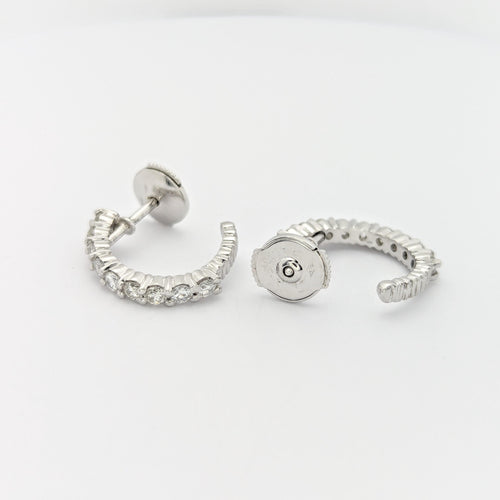 Boucles d'oreilles Boucles d'oreilles en or blanc et diamants 58 Facettes 29569