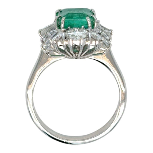 Bague 54.5 Bague en or blanc sertie d'une émeraude colombienne de 2 carats et d'un diamant. 58 Facettes