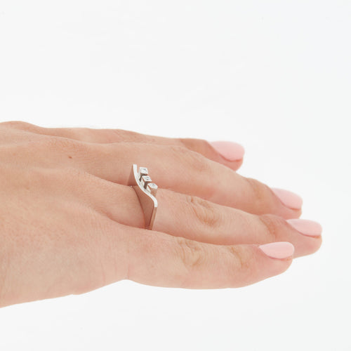 Bague BAGUE EN OR BLANC 18 CARATS 58 Facettes REF 5090/17