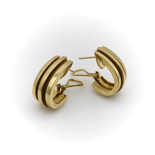 Boucles d'oreilles Boucles d'oreilles créoles Atlas vintage en or 18 carats de Tiffany & Co. 58 Facettes