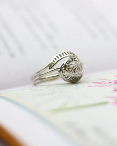 Bague 54 Solitaire Tourbillon Or Blanc Diamant 58 Facettes A11576