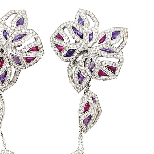 Boucles d'oreilles Boucles d'oreilles Cartier, "Caresse d'Orchidées", or blanc, rubis, améthystes et diamants. 58 Facettes 29822