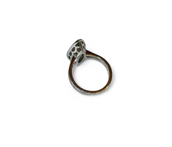 Bague 50 Bague Marquise or blanc 18 carats et diamants 58 Facettes