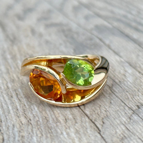 Bague 52 Bague Garel or jaune, péridot, citrine 58 Facettes 233