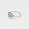 Bague 56 Bague Art Déco en or blanc et diamants 58 Facettes B250545