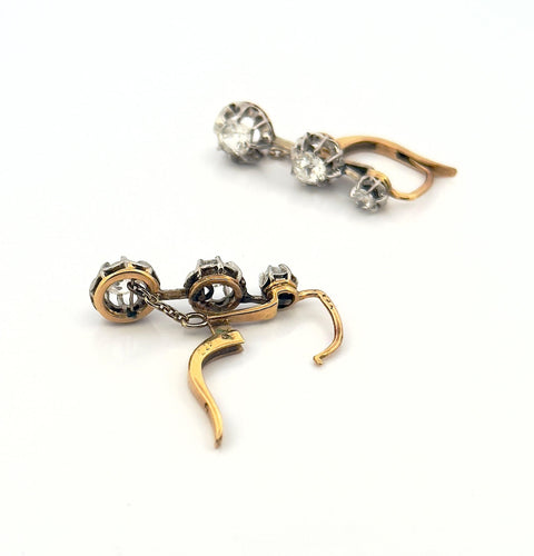 Boucles d'oreilles Boucles d’oreilles dormeuses 3 diamants or 18 carats 58 Facettes
