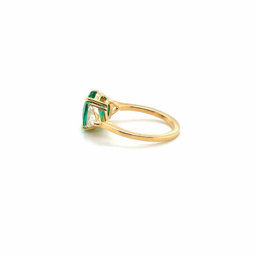 Bague 53 Bague Or jaune - Emeraude Brésil et Diamants triangle 58 Facettes 1.0000595/1