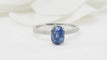 Bague 54 Bague en or blanc, saphir ovale et diamants 58 Facettes 29190