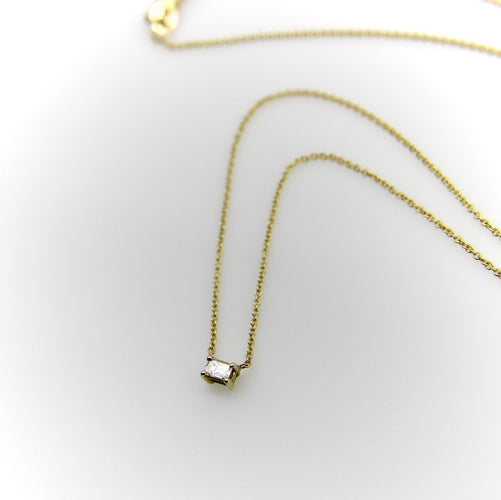 Collier Collier en or 14 carats avec diamant taille émeraude 58 Facettes A2004E