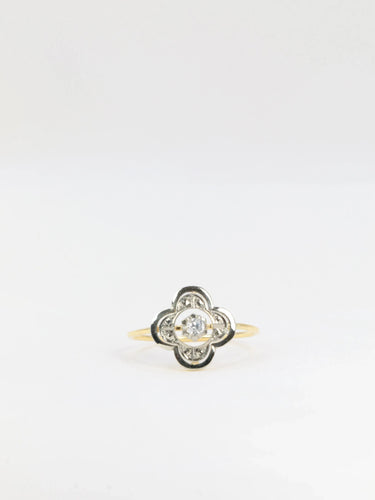 Bague Bague trèfle en or et pierre blanche 58 Facettes 451