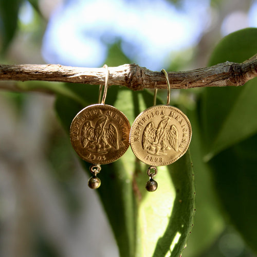 Boucles d'oreilles Boucles d'oreilles en or 21 carats et peso mexicain du début du XXe siècle 58 Facettes A20045