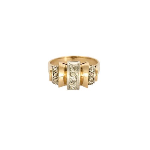 Bague 54,5 Bague style tank à motif de noeud stylisé en or jaune, platine et diamants 58 Facettes CHA5770X2