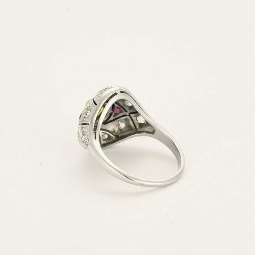 Bague 54 Bague dôme Art Déco en or blanc, cabochon de péridot et rubis 58 Facettes MB2