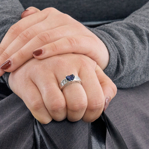 Bague 53 Bague jonc or gris, saphir et diamants 58 Facettes EB2