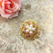Broche Broche feuilles or et perles 58 Facettes 35
