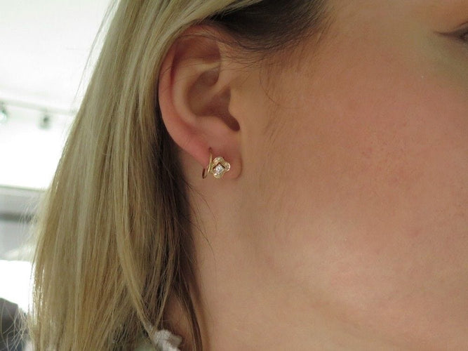 Boucles d'oreilles boucles d'oreilles MAUBOUSSIN chance of love or rose diamants 58 Facettes 259044